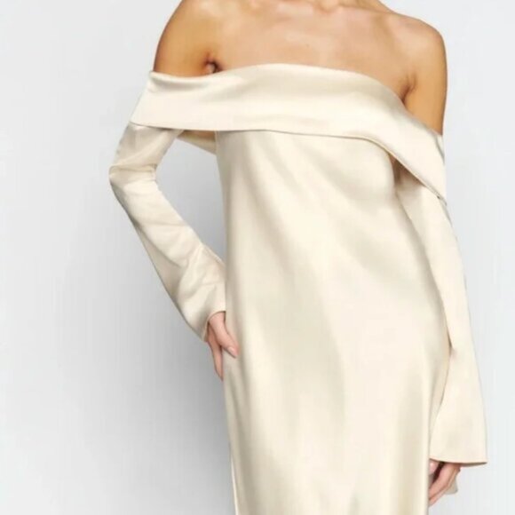 Reformation Maves Off-The-Shoulder Mini Dress Cream - Picture 2 of 8